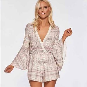 L’space Long Sleeve Romper in Small